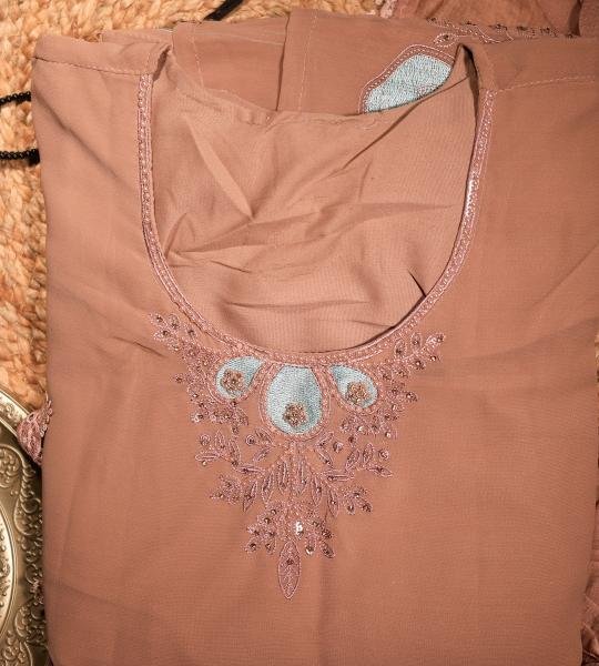 Gulnaar Cocoa Pink Suit